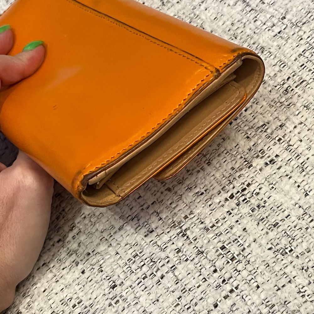 Kate Spade orange leather wallet - Picture 8 of 16